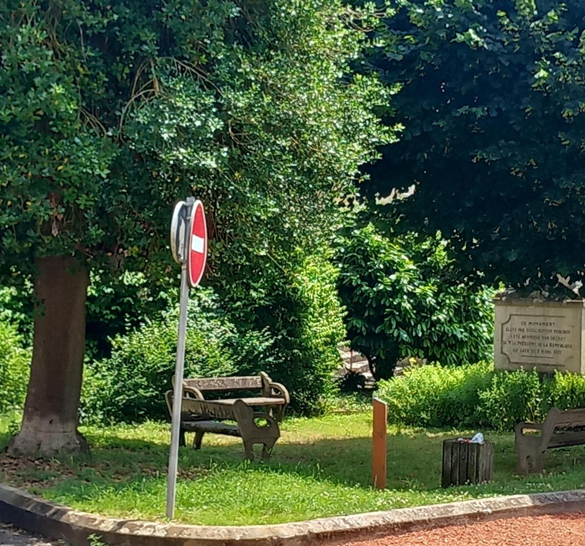 Jls'Tudios " U Sognu" Appartement Cosne-sur-Loire Buitenkant foto